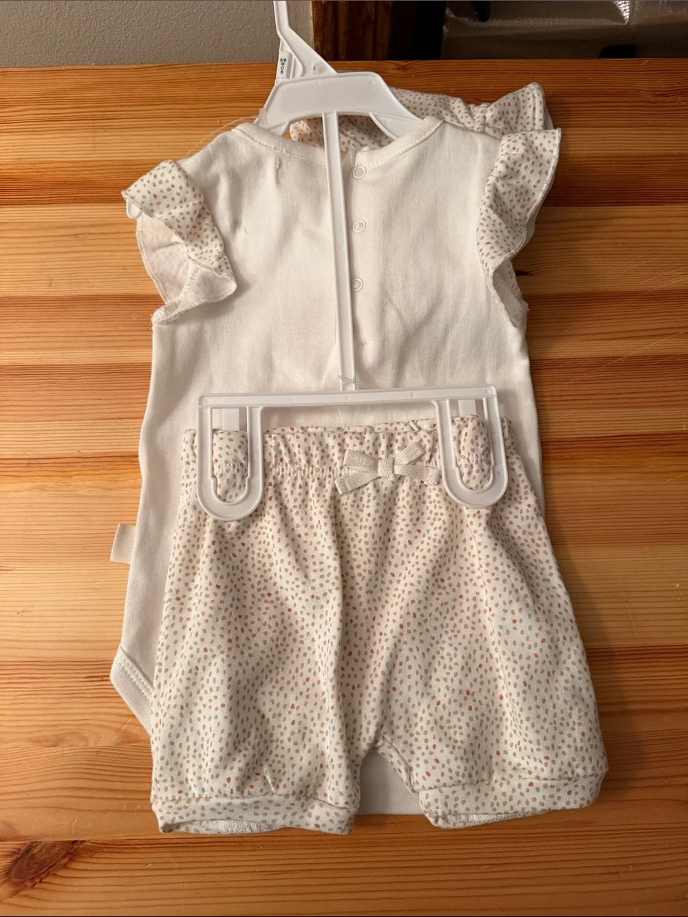 Rabbit + Bear soft white
